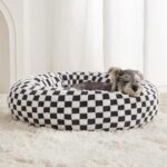 Donut Dog Bed for Small Dogs, Round Cat Beds for Indoor Cats, Calming Pet Bed for Puppy and Kitty with Non-Slip Bottom, Cute Fancy Dog Bed Machine Washable Puppy Bed